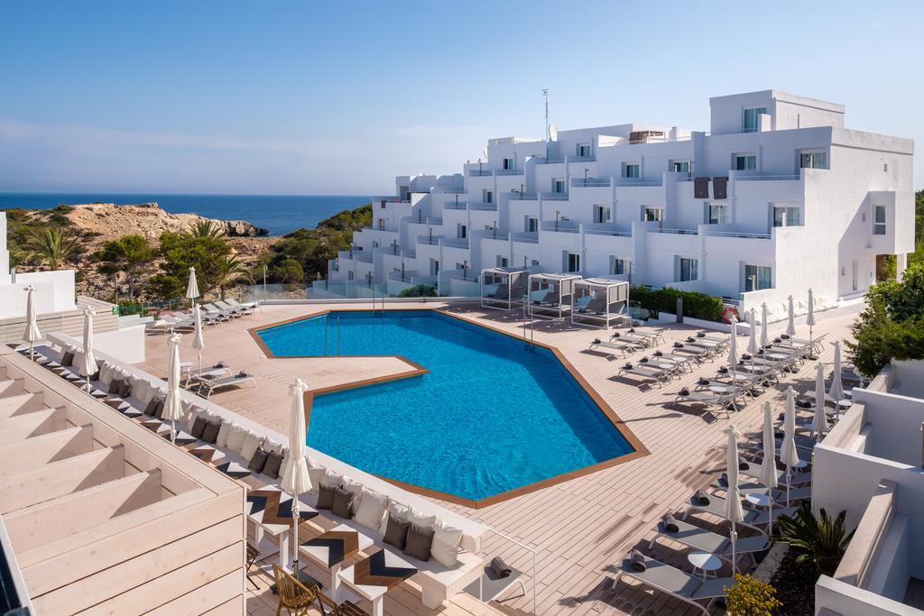 Отель Barcelo Portinatx - Adults Only Экстерьер фото