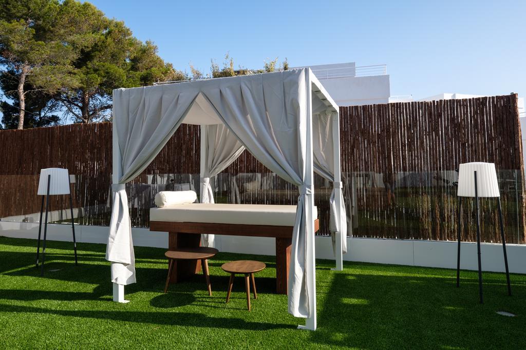 Отель Barcelo Portinatx - Adults Only Экстерьер фото